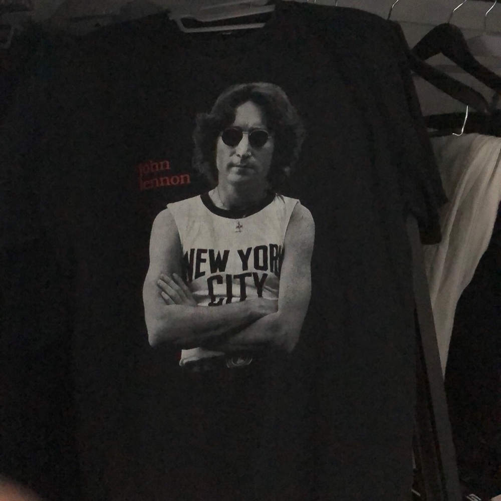 John Lennon t shirt